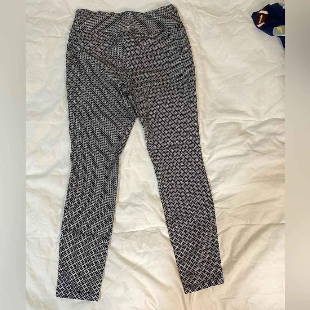 Black& white Worthington slacks size 10 - Picture 5 of 5